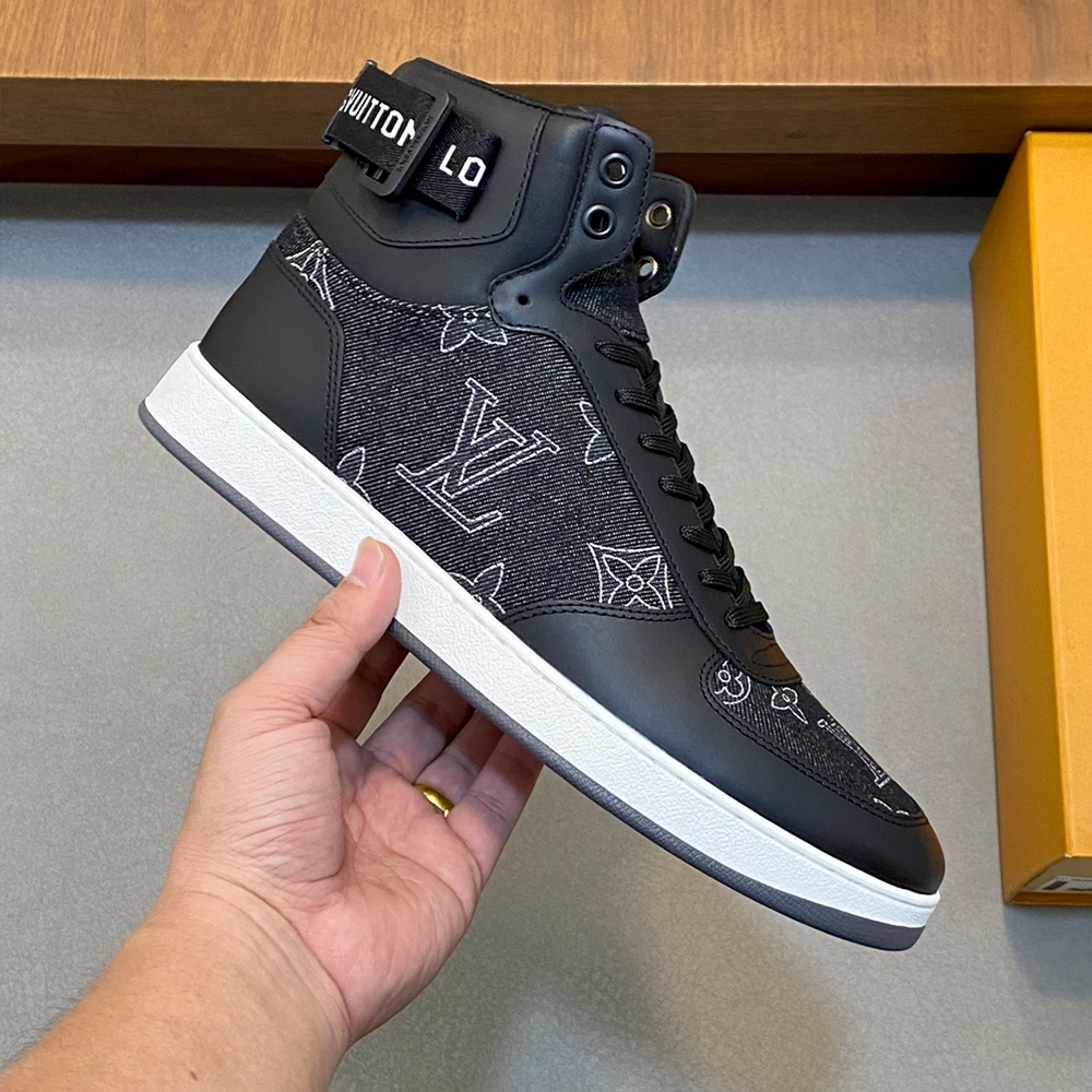 최고퀄 루이비통 리볼리 벨크로 트레이너 블랙