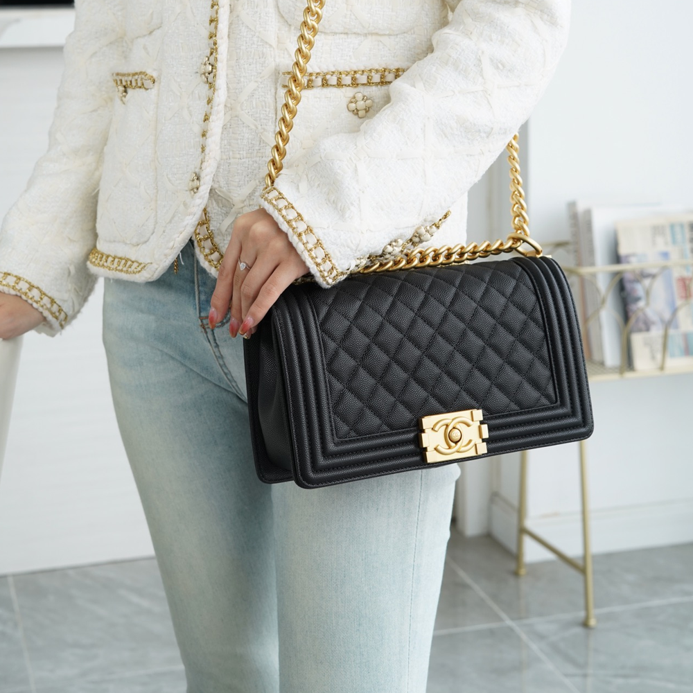 최고퀄 팬더샵 샤넬 보이 샤넬 미듐 플랩백 블랙 금장